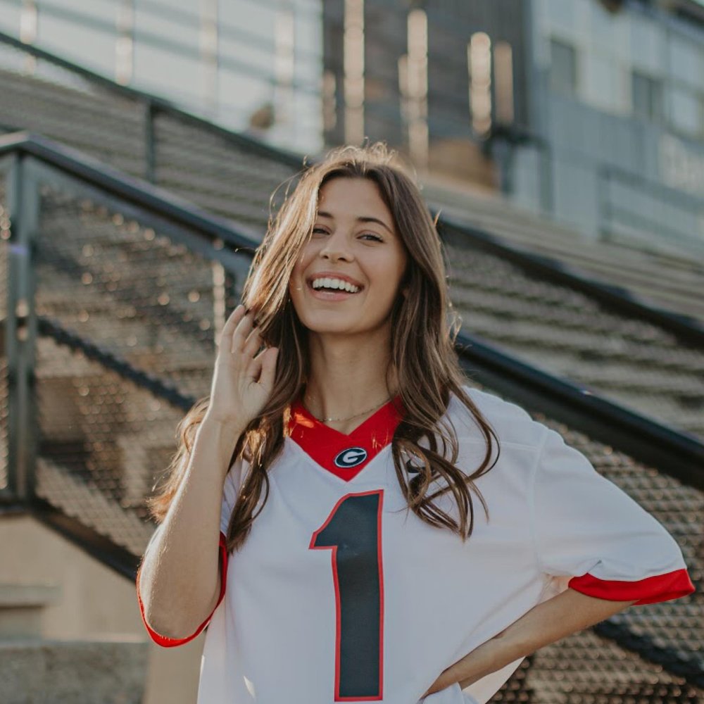 Meet your Posher, Mara